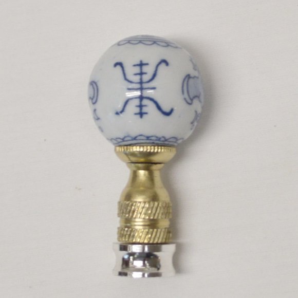 Hand Painted Blue and Lamp Finial from the Far East - Picture 4 of 4